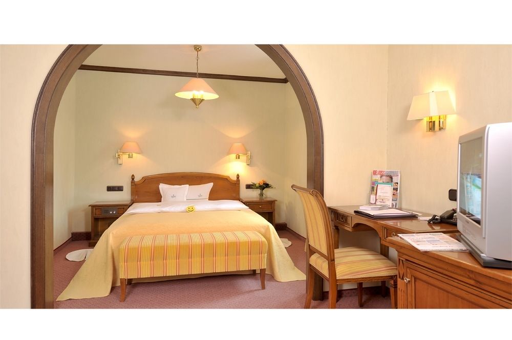 Lohmann'S Romantik Hotel Gravenberg Langenfeld  Ngoại thất bức ảnh