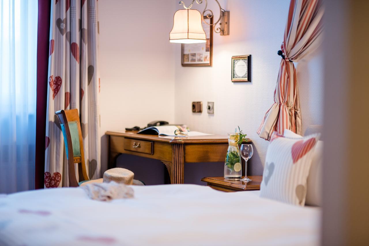 Lohmann'S Romantik Hotel Gravenberg Langenfeld  Ngoại thất bức ảnh