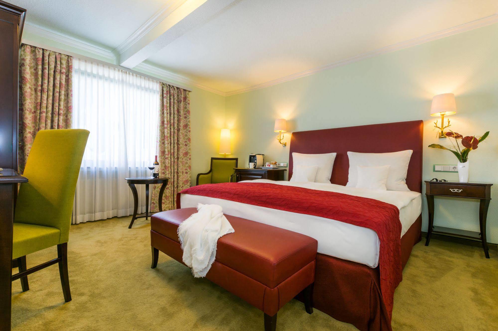 Lohmann'S Romantik Hotel Gravenberg Langenfeld  Ngoại thất bức ảnh