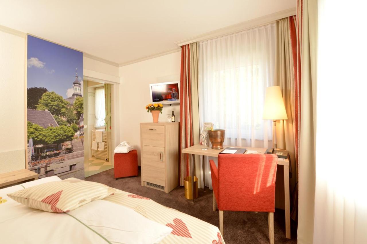 Lohmann'S Romantik Hotel Gravenberg Langenfeld  Ngoại thất bức ảnh